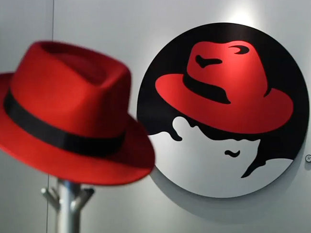 Red hat 2. Red hat Enterprise Linux (RHEL). Обои Red hat. Red hat логотип. Red hat 6.2.